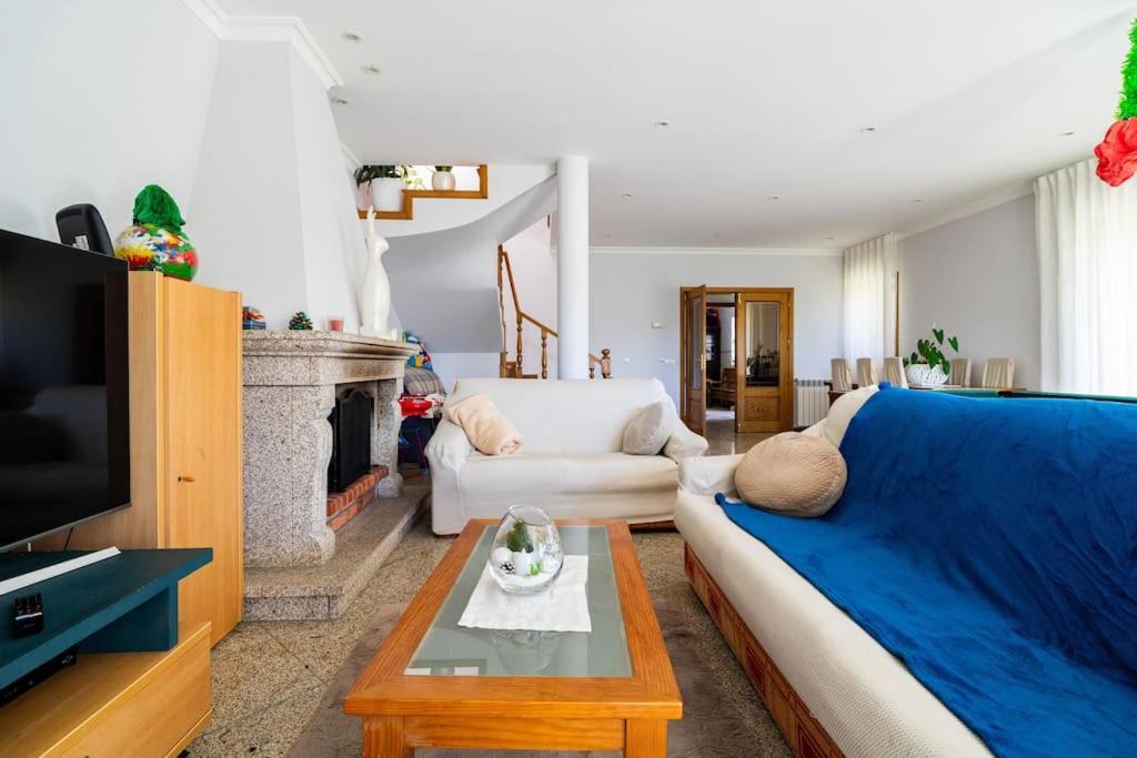Casa Monte Beira Rio Touguinho Bagian luar foto